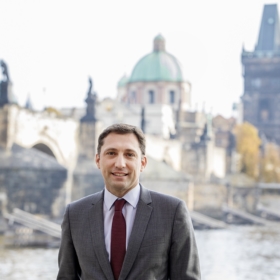 Online přednáška francouzského velvyslance pana Alexise Dutertra na téma „Priority francouzského předsednictví v Radě EU“ se koná 12.4. od 11,00